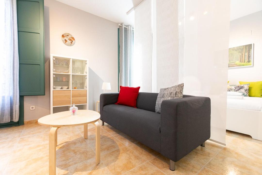 Be Barcelona Eixample Urquinaona II Apartment Exterior photo